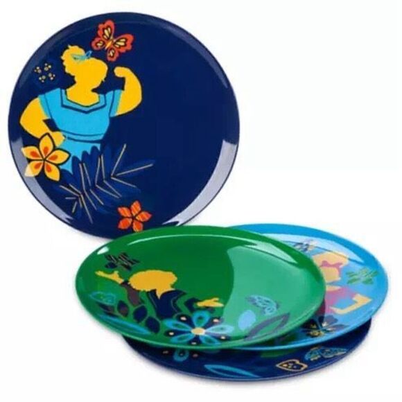 Encanto Plate Set 4 Piece Set NEW Disney Parks - Picture 2 of 5